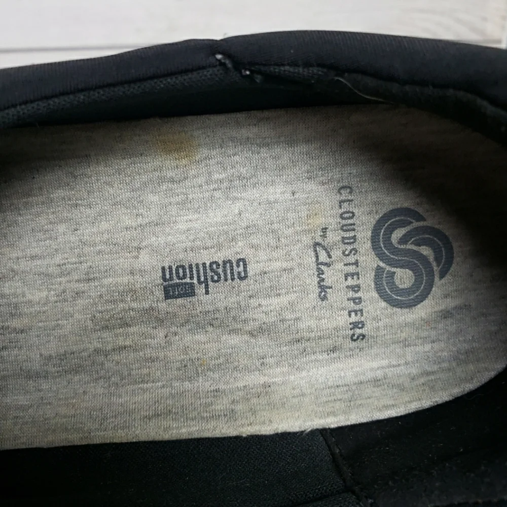 Cloudsteppers by Clark's Black Charcoal Slip-on Women's Sz 11 Shoes‎